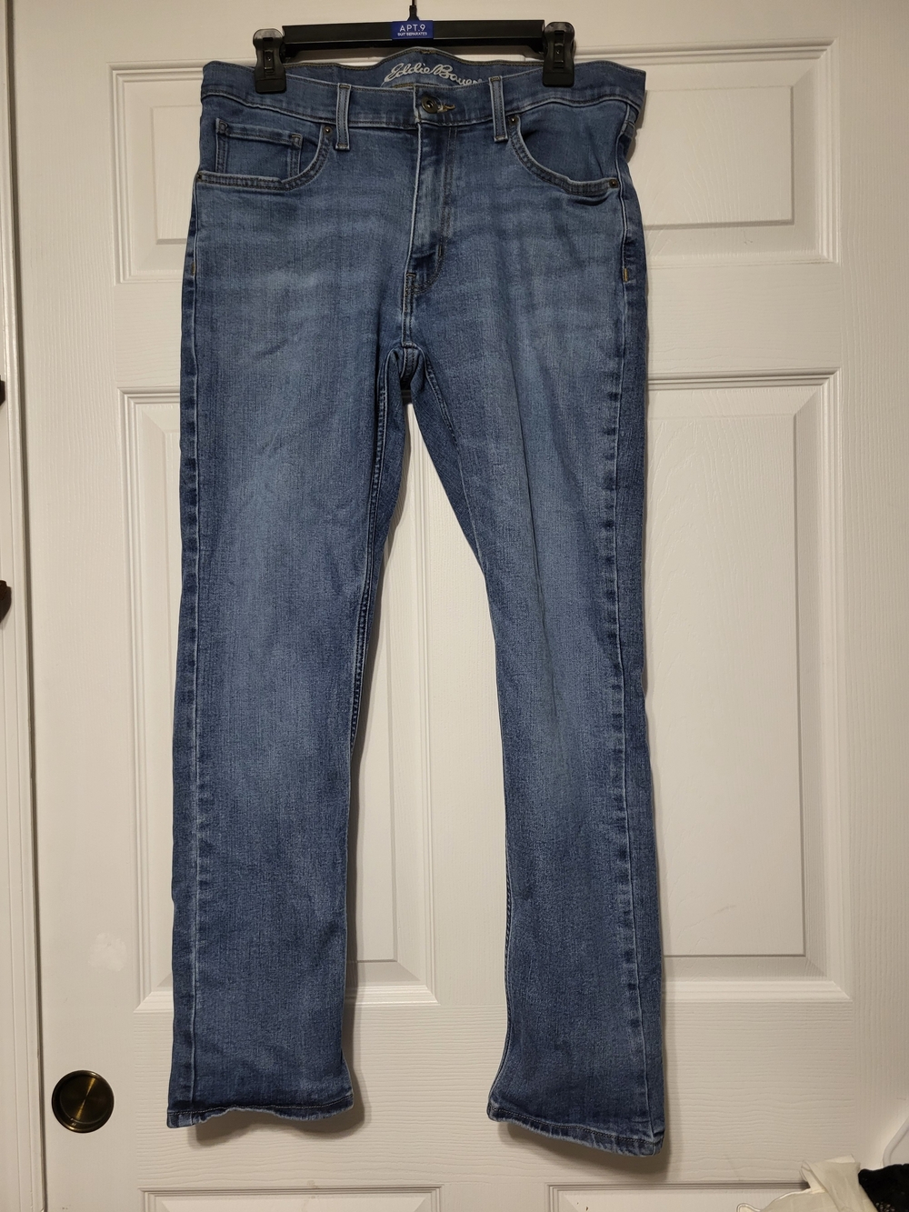 Eddie Bauer Men's Jeans 32x30 Medium Wash Specially Dyed Straight Denim Pants